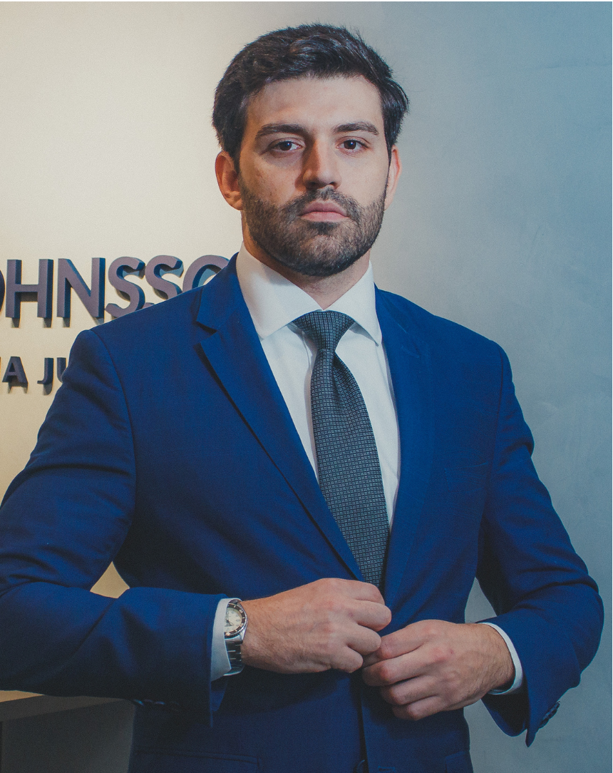 Dr. Vitor Benine Basso OAB/PR 107.551 / OAB/SP 409.472